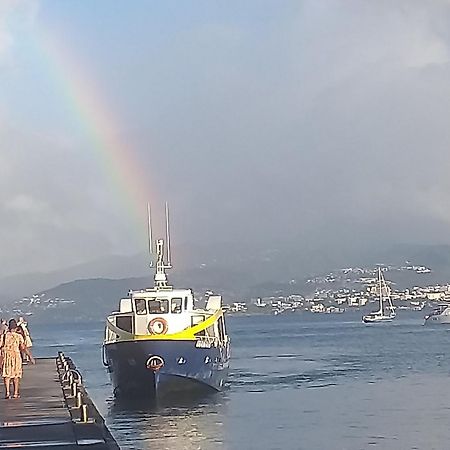 Chambre Chez L Habitant Sur La Plage Les Pieds Dans L Eau, Wifi Quartiers Anse a l'Ane Buitenkant foto